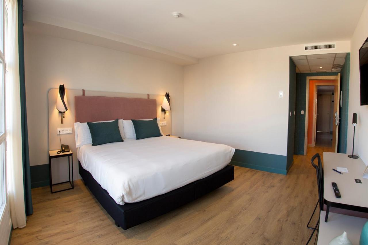 Hotel Plaza De La Paz Аро Экстерьер фото